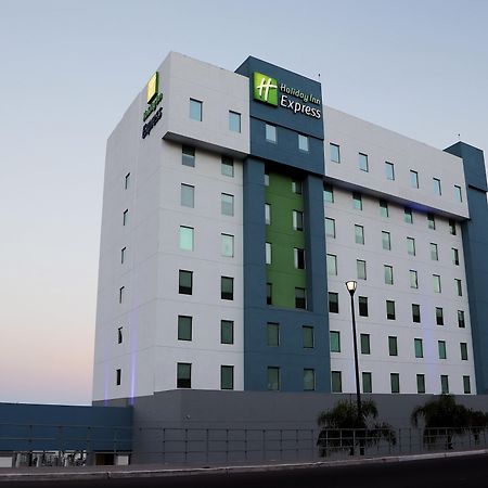 Holiday Inn Express Guaymas By Ihg Exterior photo Holiday Inn Express in Tijuana, Mexico