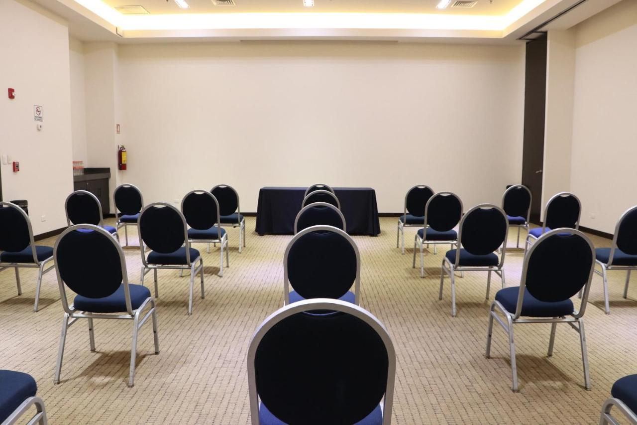 Holiday Inn Express Guaymas By Ihg Exterior photo Meeting room