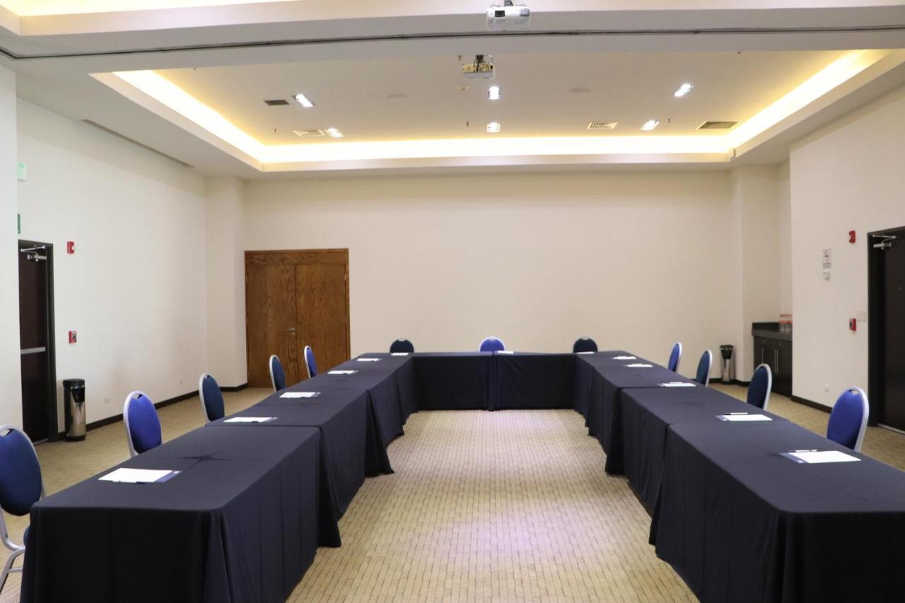 Holiday Inn Express Guaymas By Ihg Exterior photo Meeting room