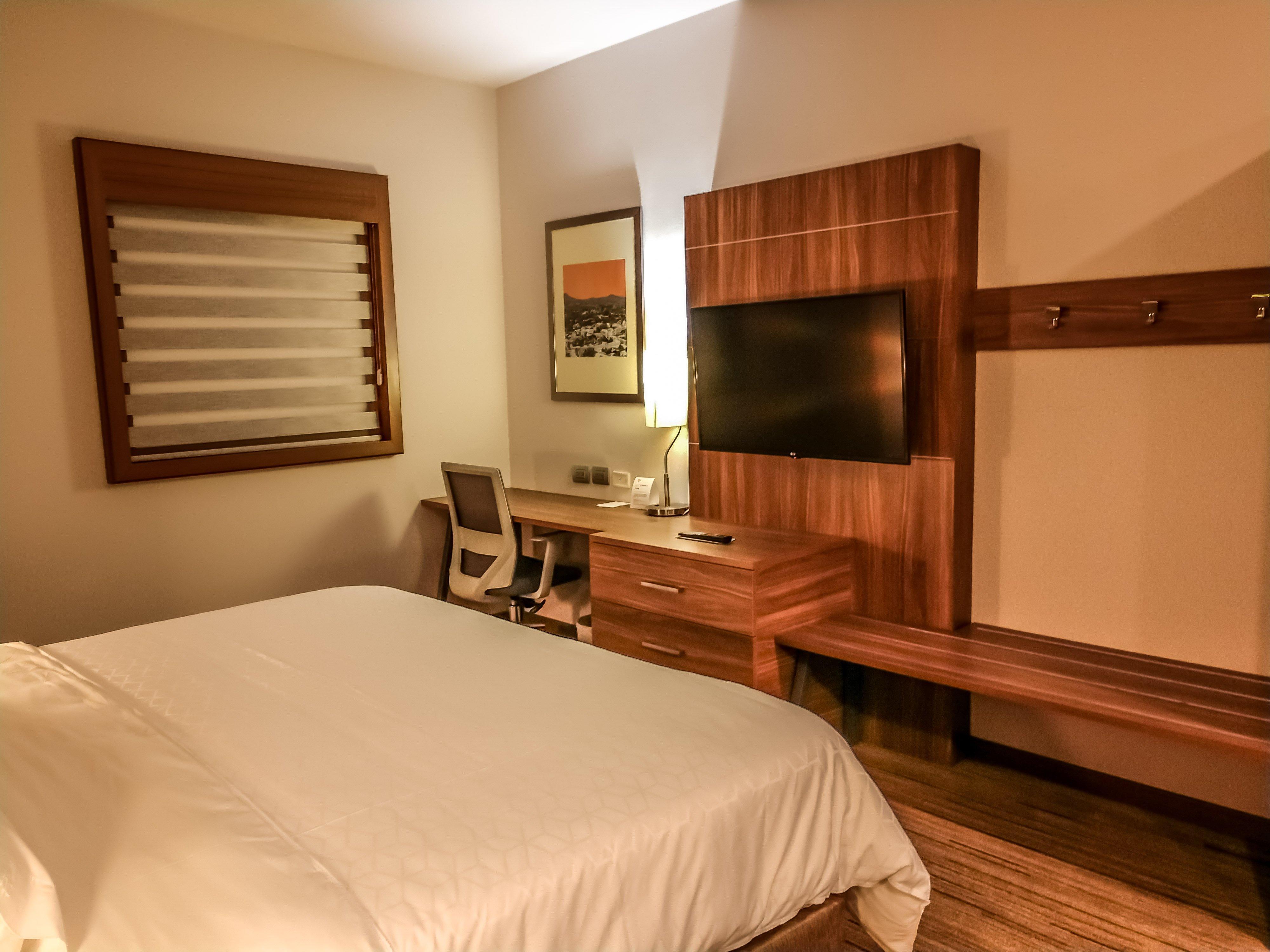 Holiday Inn Express Guaymas By Ihg Exterior photo A room at the hotel