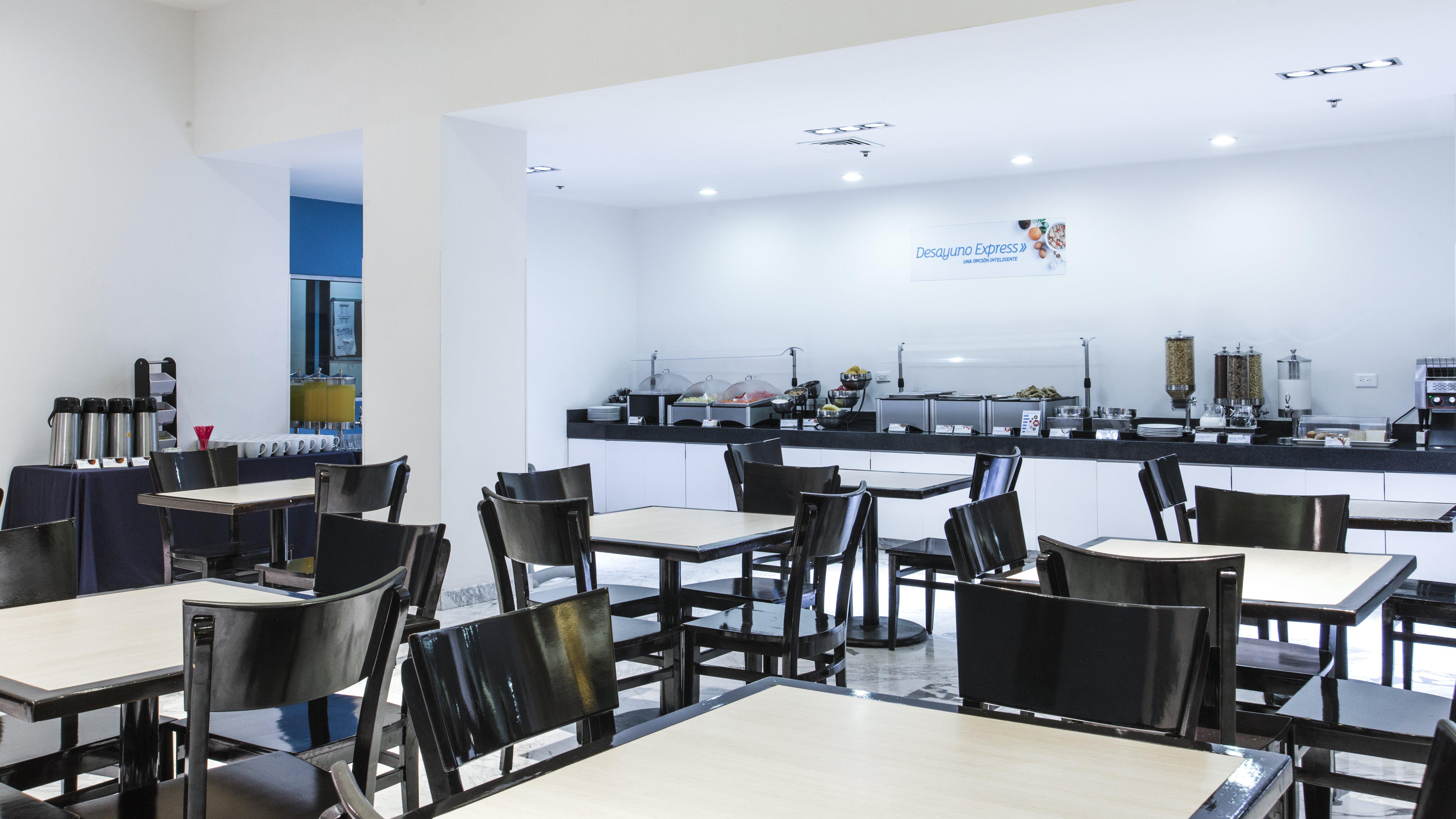 Holiday Inn Express Guaymas By Ihg Exterior photo The lounge at the airport
