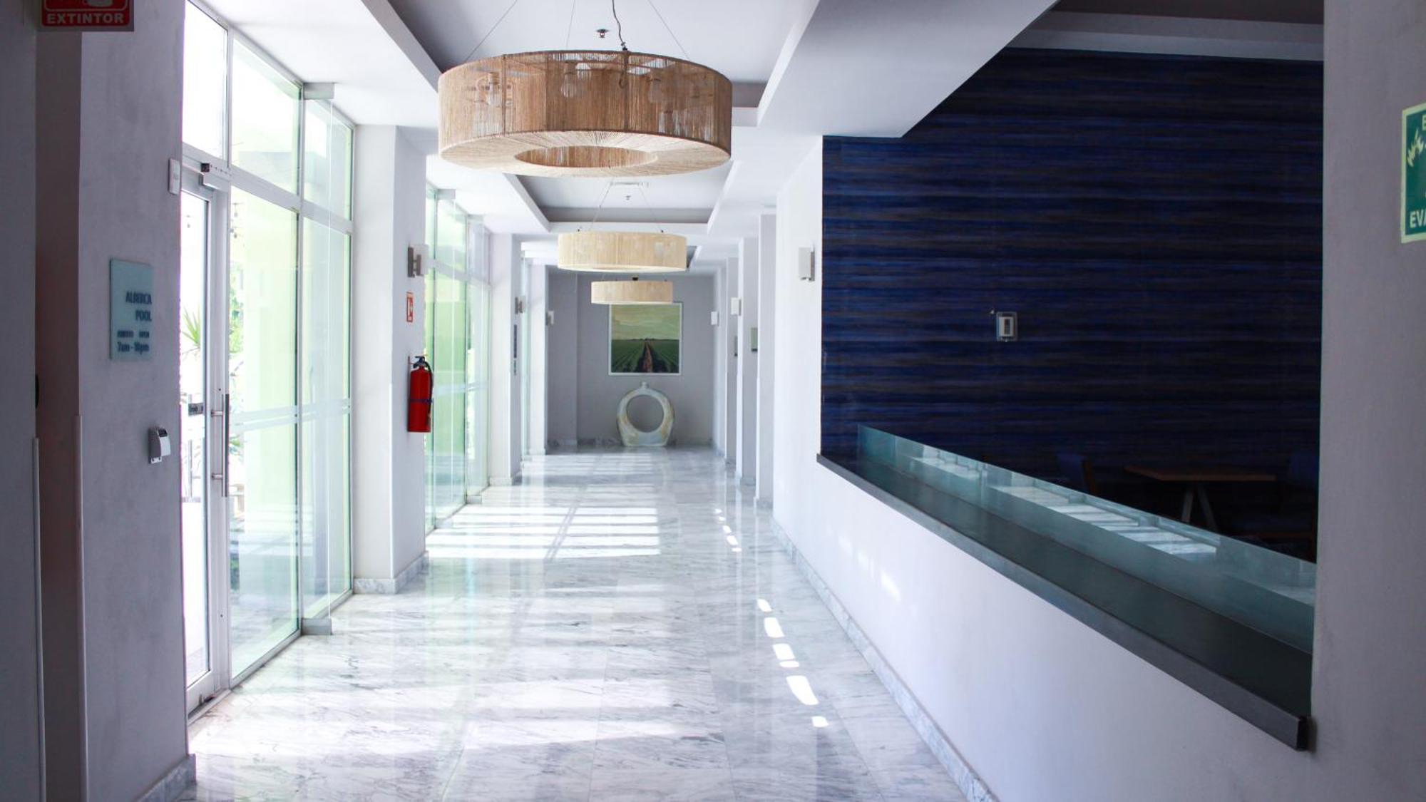 Holiday Inn Express Guaymas By Ihg Exterior photo Interior of the hotel
